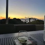 Canelli Sea View